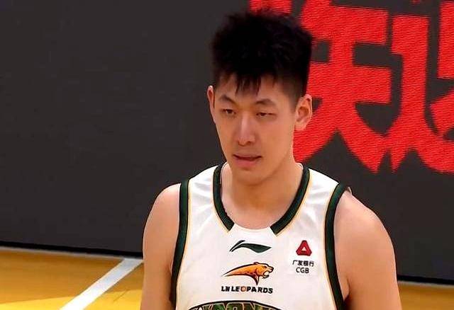 广厦男篮今晚完成体检，志在德甲名次提升，态度坚定，身体对抗强度拉满的简单介绍